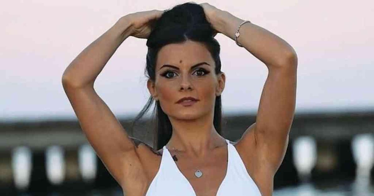 mesueset-italiane-masivisht-ne-onlyfans-ministria-e-arsimit-alarmohet-me-fenomenin