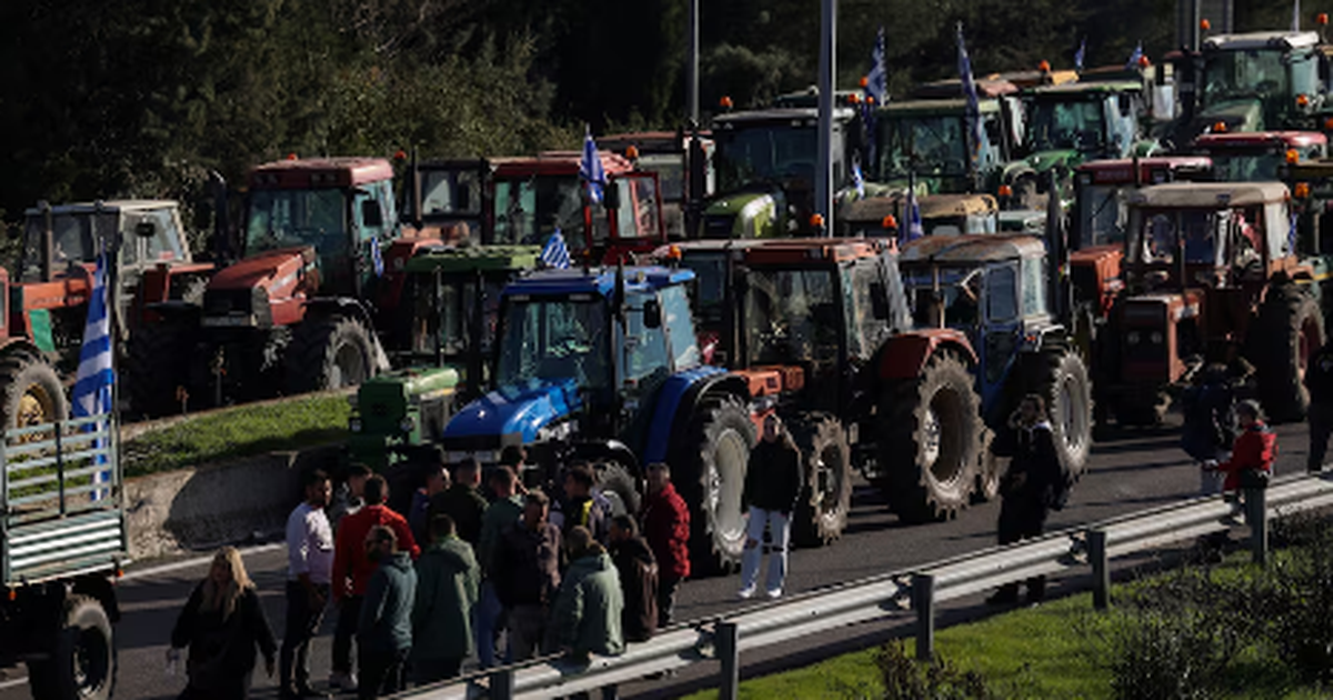 Të hënën grevë në doganën greke të Mavromatit  Sarandë  bllokohet kalimi i automjeteve për 4 orë