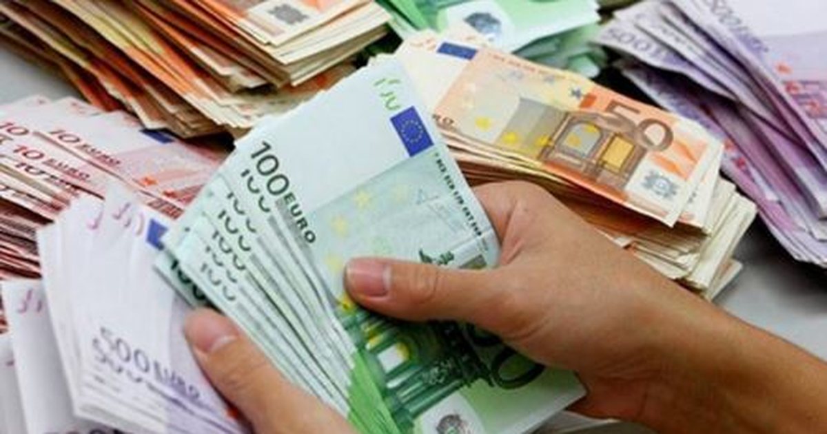 Çfarë po ndodh me monedhat e huaja   Hidhini një sy  këmbimit valutor për sot