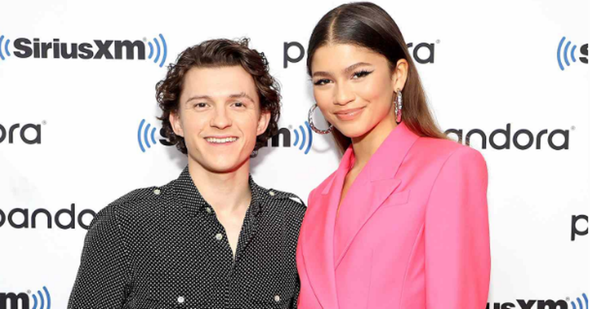Zendaya dhe Tom Holland rikthejnë kujtimet e  Spider Man   Çifti rikrijon fotot ikonike pas 10 vitesh   