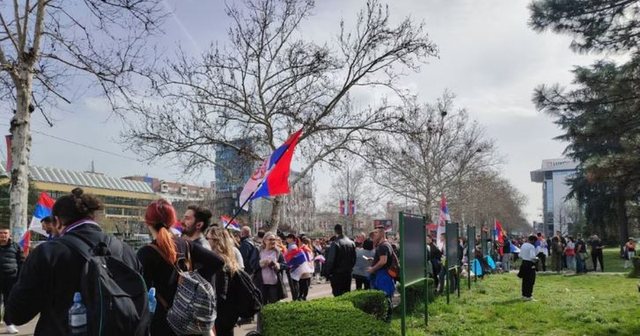 Protesta në Serbi/ Daçiç: 13 persona janë ndaluar