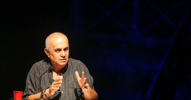 Ku duket pjekuria e një kombi. Çfarë do të bëjë