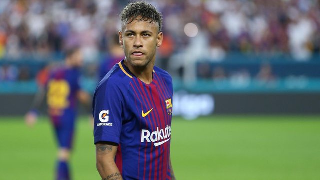 Neymar mund të bëjë rikthimin e bujshëm te Barcelona, ja