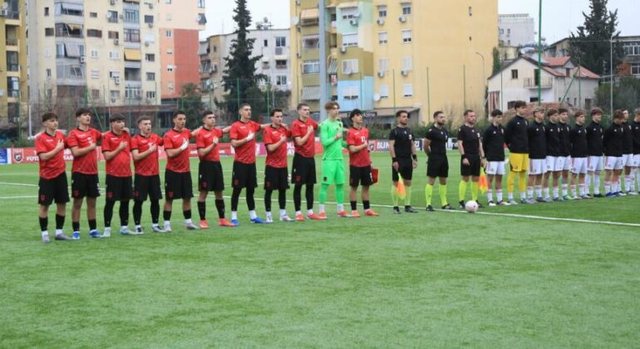 Shqipëria U-16 mposhtet në miqësore nga Hungaria