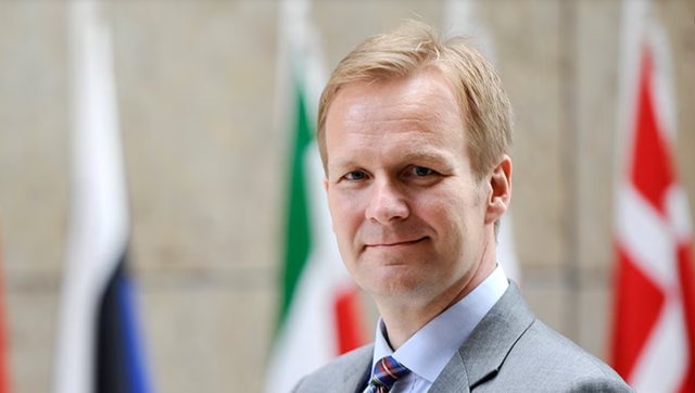 Sorensen zhvillon biseda të ndara me Bislimin dhe Petkoviqin