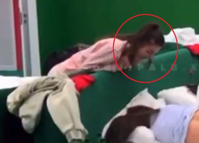 VIDEO/ Tension në “BBVA”: Rozana godet Loredanën, fansat