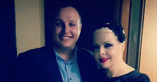 "T'i gjen vëllai 100 skafë dhe t'i rreshton aty",