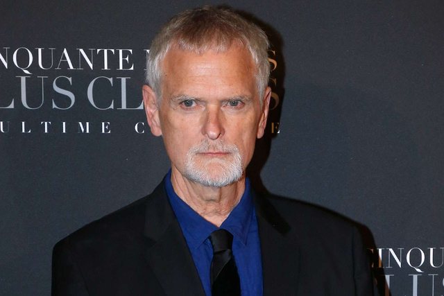 Ndahet nga jeta regjisori i ‘Fifty Shades’