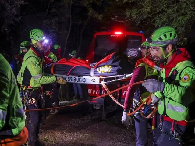 Incidenti me teleferikun në Napoli! Identifikohet gruaja britanike që
