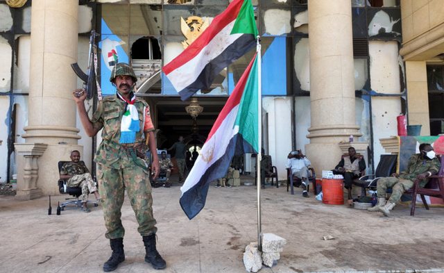 Forcat paraushtarake të Sudanit akuzojnë ushtrinë për sulme