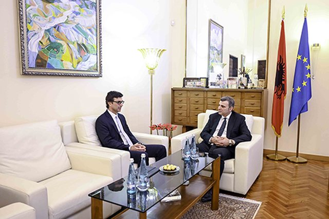 Sejko me përfaqësuesin e FMN-së Sosa: Ekonomia në rritje me