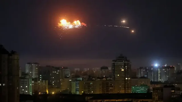 Tronditet kryeqyteti ukrainas/ Dronë dhe raketa ruse godasin Kievin, 9