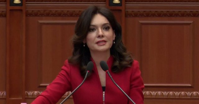 Seanca e fundit në Kuvend para zgjedhjeve, Spiropali ngushëllon