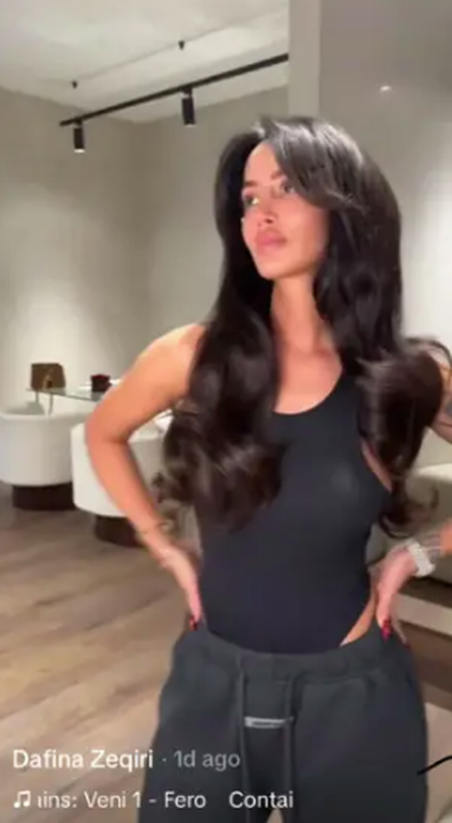 FOTO/ Këngëtarja e njohur shqiptare rikthen Feron në muzikë?