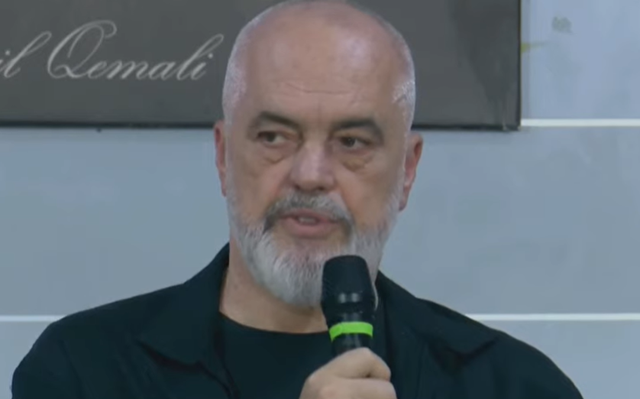 Pas Samitit n&euml; Tivat/ Rama mb&euml;rrin n&euml; Vlor&euml;, takim me