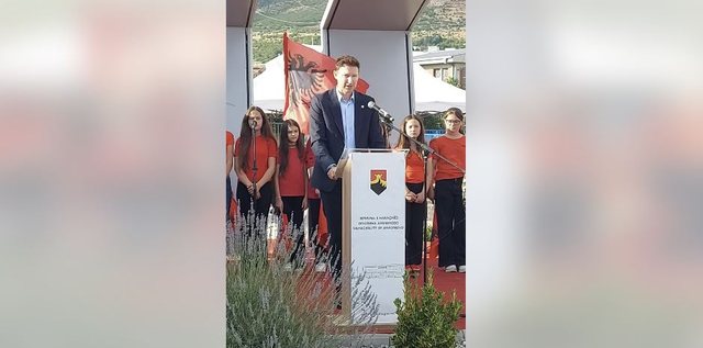 VIDEO/ 25 vite nga Beteja e Hara&ccedil;in&euml;s, ambasadori Denion Meidani me
