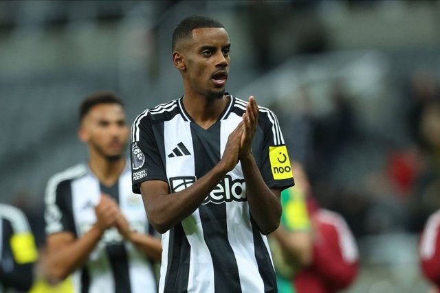 Barcelona pëlqen suedezin, sulmuesi i Newcastle i hapur për kalimin te