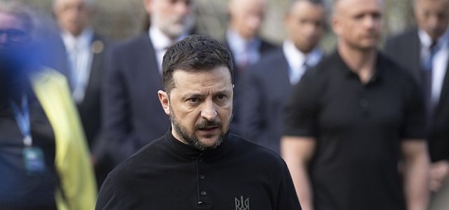 Zelensky: Ushtria e Ukrainës po lufton ende në Kursk