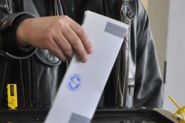 Num&euml;rohen 40% e votave me post&euml;/ Vet&euml;vendosje merr 70% t&euml;