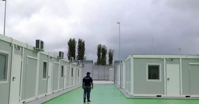 Këshilli i Evropës jep alarmin për kampin e emigrantëve