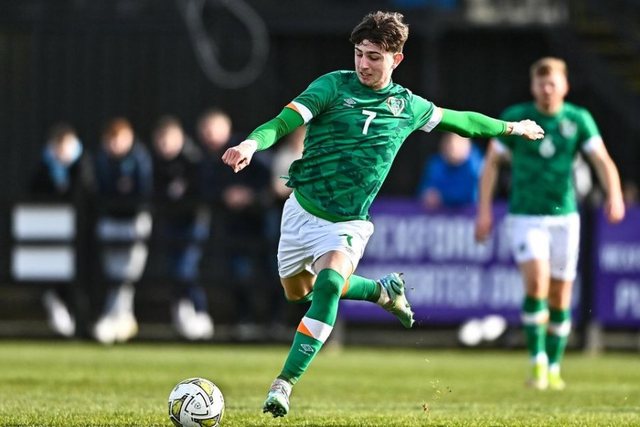 FSHF një hap prapa, Rocco Vata merr ftesë nga Irlanda për