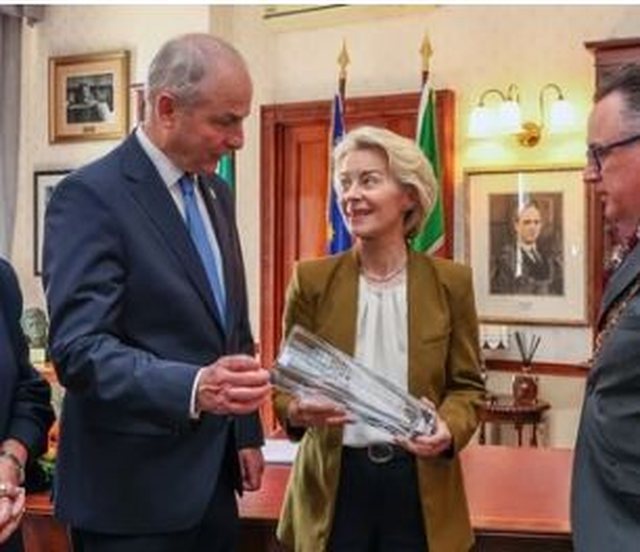 Brukseli jep sinjale t&euml; forta p&euml;r Shqip&euml;rin&euml;/ Von der Leyen