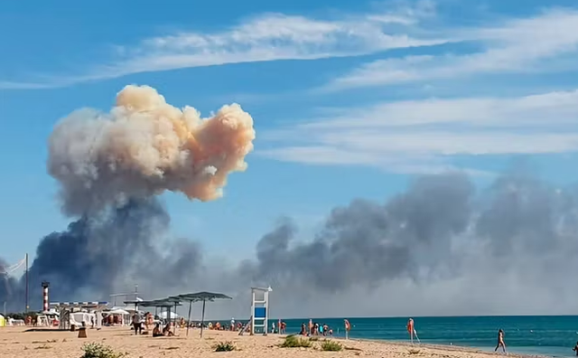 Dron&euml;t ukrainas godasin Krimen&euml;, rus&euml;t p&euml;rballen me