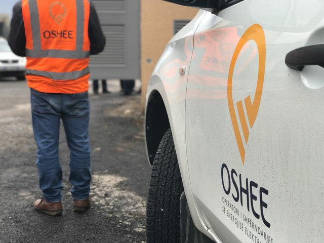 Dhu*imi i punonjëses së OSHEE/ Pas arrestimit të