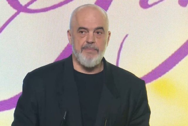 Rama ironizon kandidatin e opozitës për deputet: Thellohet programi