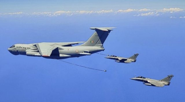 India marrëveshje me Francën për blerjen e avionëve