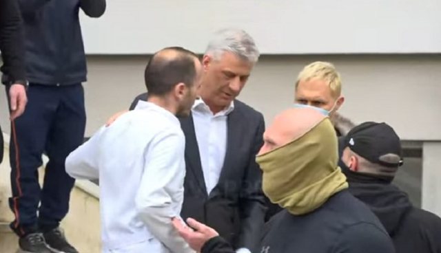 Thaçi largohet nga QKUK-ja pasi ka vizituar babain e tij të