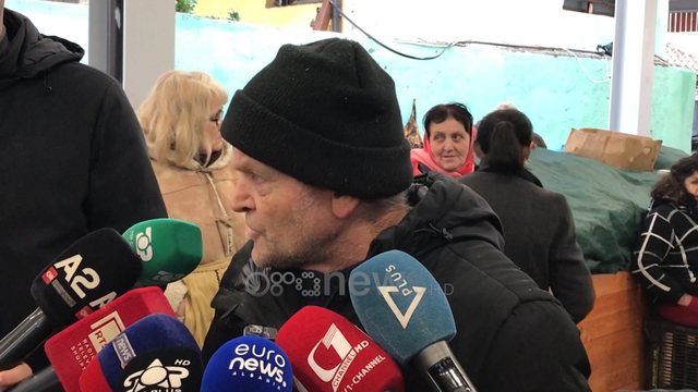 Tregtarët e Shkodrës në protestë/ U rrit qiraja nga bashkia: