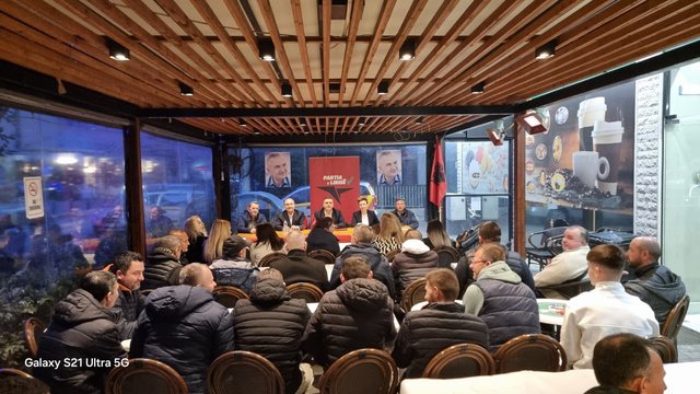 Blushi takim në Athinë: 10 vite përjashtim nga tatimfitimi dhe