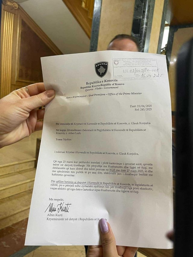 DOKUMENTI/ Albin Kurti jep dorëheqje nga posti i Kryeministrit