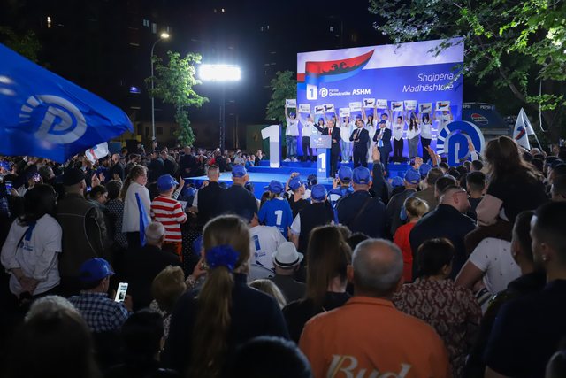 Berisha: Kongresi i Partisë Popullore Europiane votoi rezolutën
