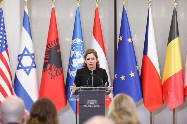 Xhaçka dënon sulmin terrorist në Jerusalem: Të shokuar!